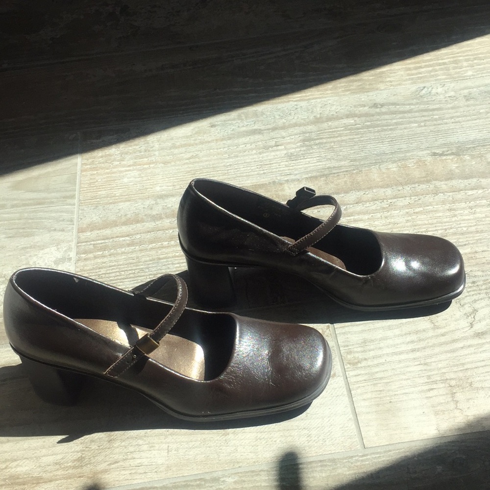 Bandolino Shoes